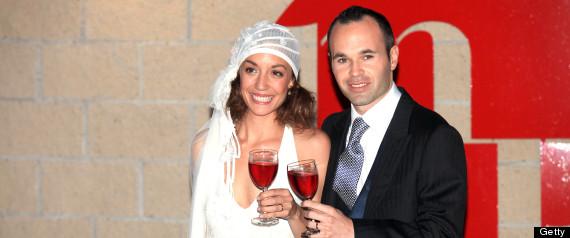 Celeb Wed, Iniesta of the Spain and Barcelona parish marries.