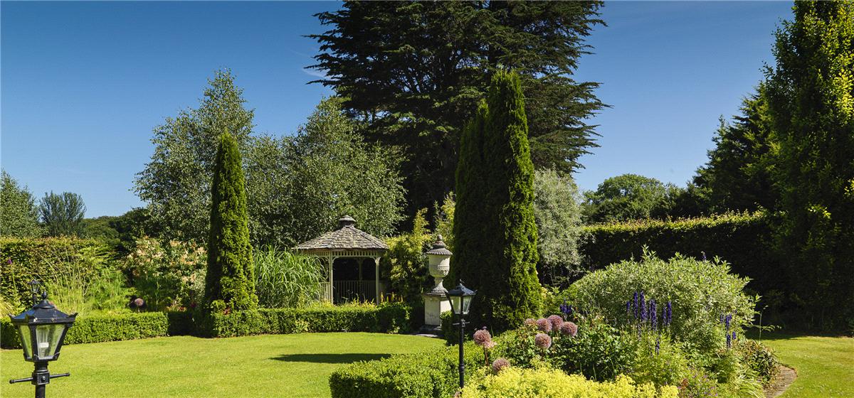 Gardens at Nuremore Hotel