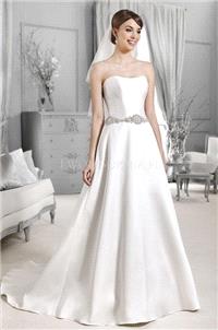 https://www.weddressous.com/en/agnes/21236-agnes-crystal-collection-2015-14153.html