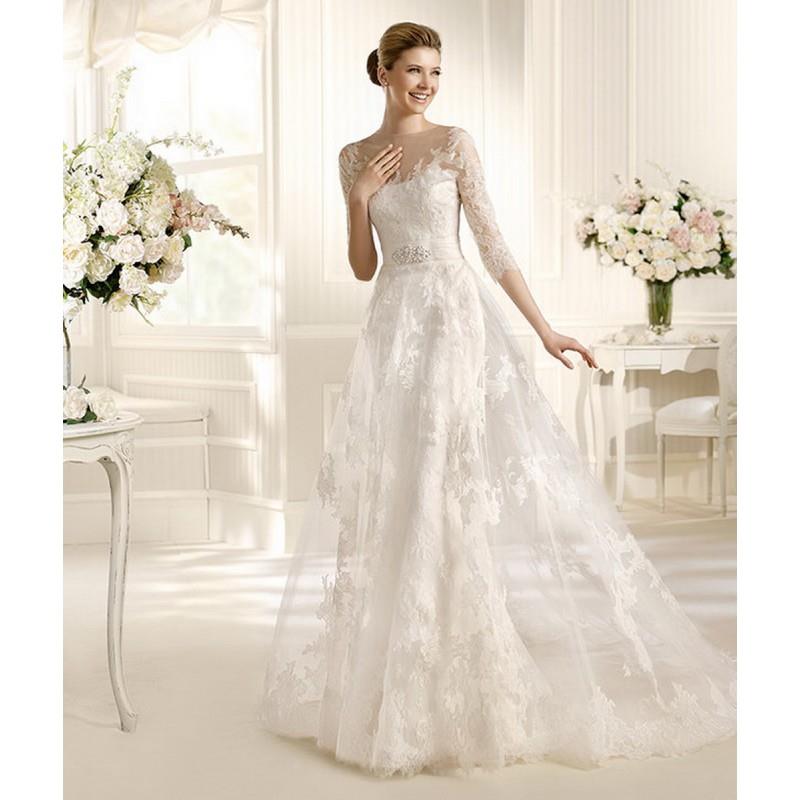 My Stuff, https://www.benemulti.com/en/la-sposa/3830-la-sposa-marzo-bridal-gown-2013-ls13marzobg.htm