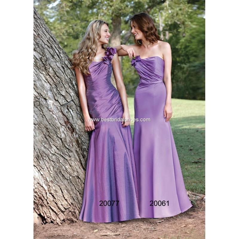 My Stuff, https://www.homoclassic.com/en/impression/8287-impression-bridesmaid-dresses-style-20077.h