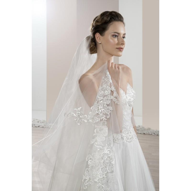 My Stuff, Robes de mariée Demetrios 2017 - VL728 - Robes de mariée France