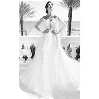 Alessandra Rinaudo 2018 LILIAN Royal Train Sweet Ivory Ball Gown Scoop Neck Butterfly Sleeves Tulle